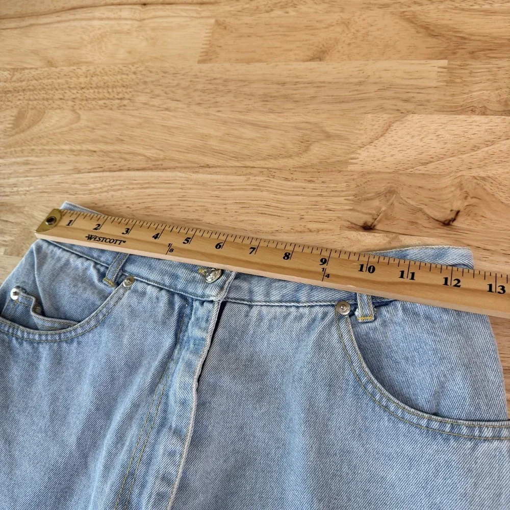 VTG‎ 90s Denim Mini Skirt Size 7 Light Wash High Rise A-Line Classic Cotton